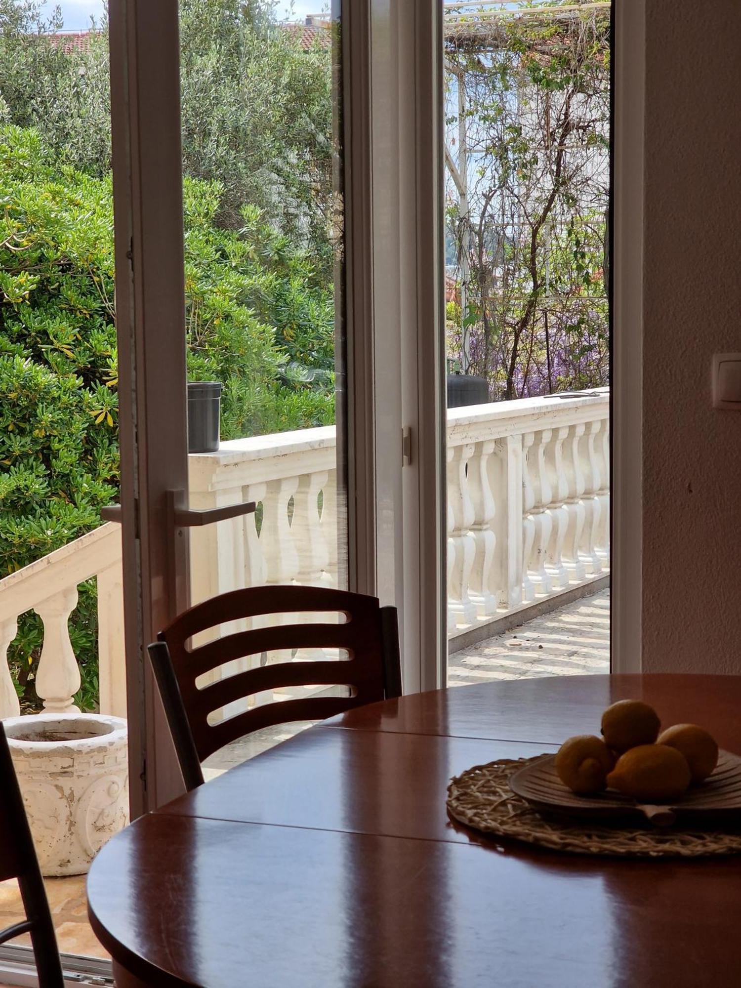 Seabreeze Apartment *
